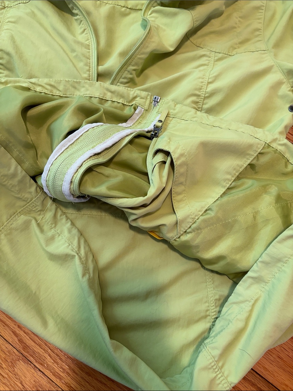 Eddie Bauer Light Green Women's Jacket Size M - Picture 5 of 8